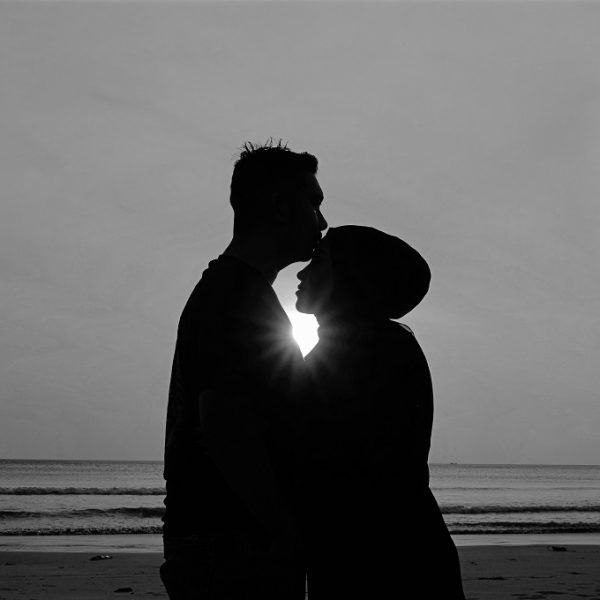 AmoLatina.com Advice 4 Questions to Ask Before You Say "I Do"