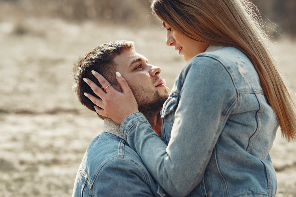 AmoLatina - How to Get Rid of Psychological Hurdles When Dating Online