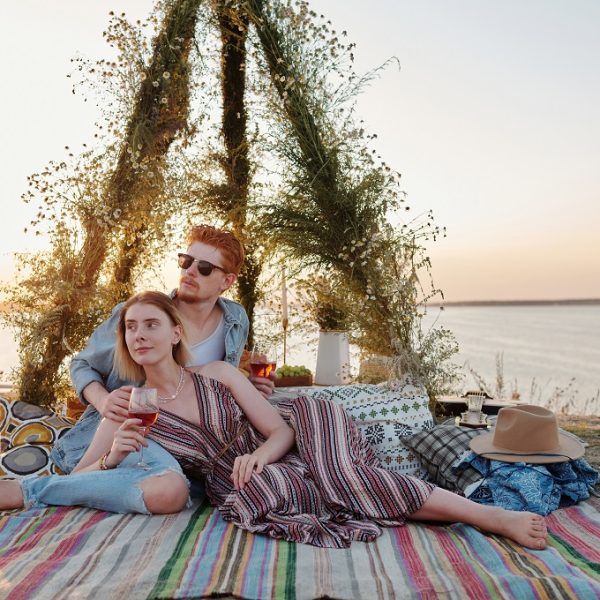 How to Find Serious Relationship Online for Dating - ArabianDate