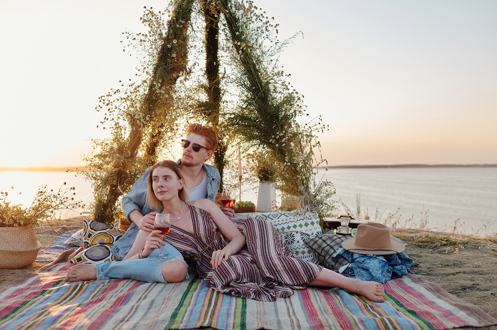 How to Find Serious Relationship Online for Dating - ArabianDate