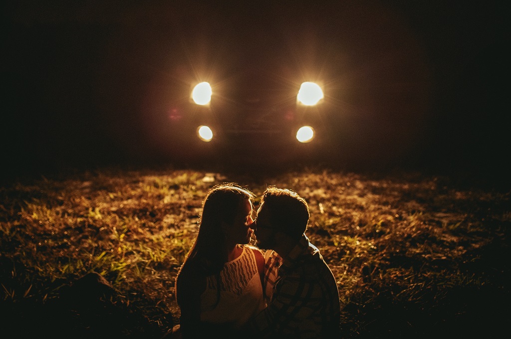 4 Tips for Online Dating to Find Your Ideal Match! | AmoLatina.com Scam