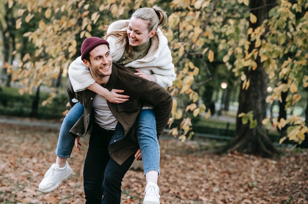 Swiping on Someone You Knew in Real Life on Dating App
