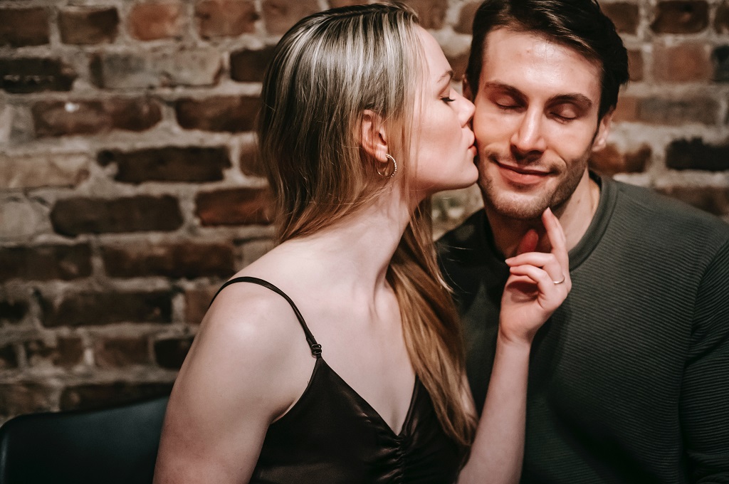 AmoLatina.com | Online Dating Changing Our Societies
